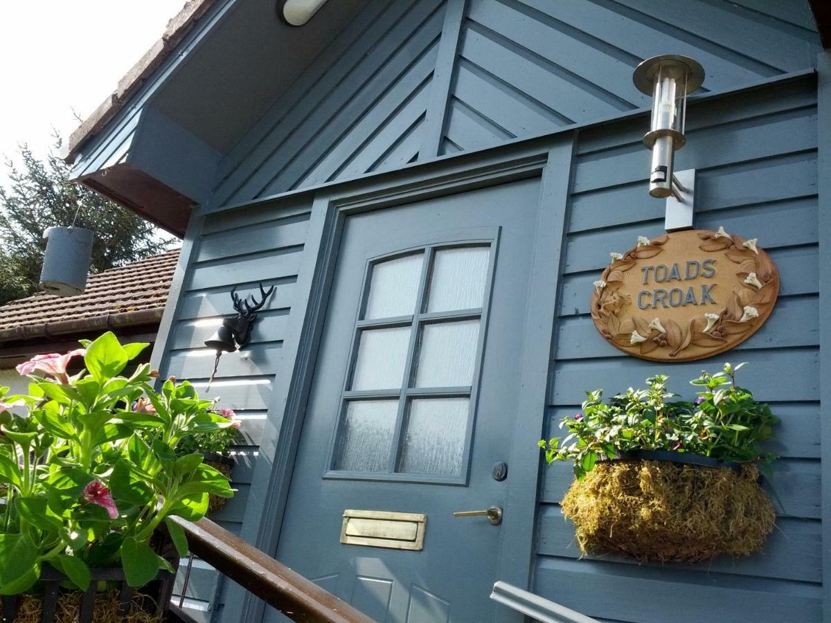 Toads Croak Bed & Breakfast Inverness Ngoại thất bức ảnh
